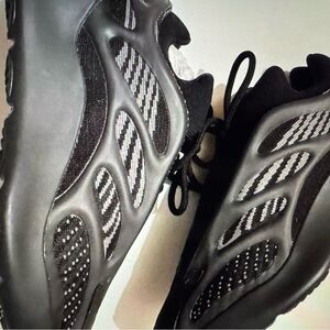 Adidas Yeezy 700 v3 Alvah Black -2020. New with box. Mens 4 women’s 5.